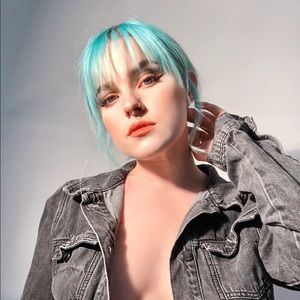 HELLO💕 Read Below :-)